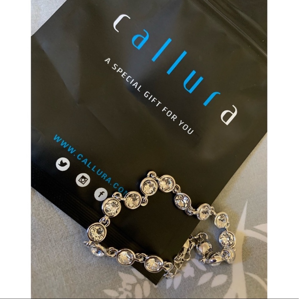 Callura • Triplets bracelet w/ Swarovski Crystals